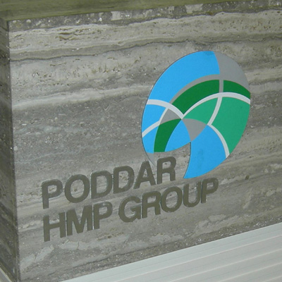 https://www.wysiwyg.co.in/sites/default/files/worksThumb/Poddar-HMP-Group%E2%80%93Desk.jpg