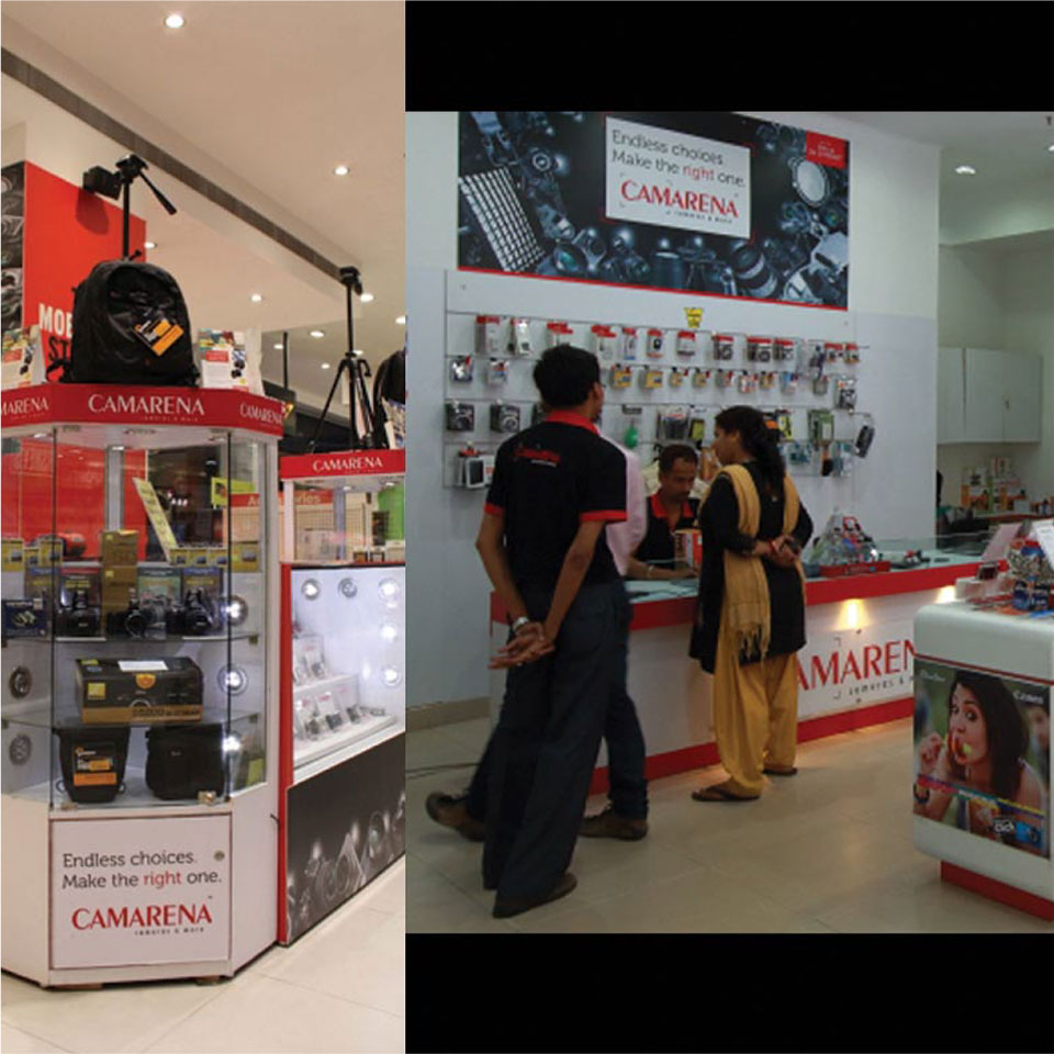 https://www.wysiwyg.co.in/sites/default/files/worksThumb/camarena-window-panel-surface-graphics-retail-2017-05.jpg